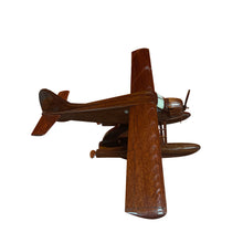 Load image into Gallery viewer, DHC2 Dehavilland Beaver Mahogany Wood Desktop Airplane Model