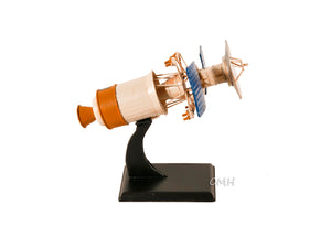 Magellan Spacecraft Model Magellan Spacecraft Model