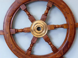 ﻿﻿Deluxe Class Wood and Brass Decorative Ship Wheel 30"